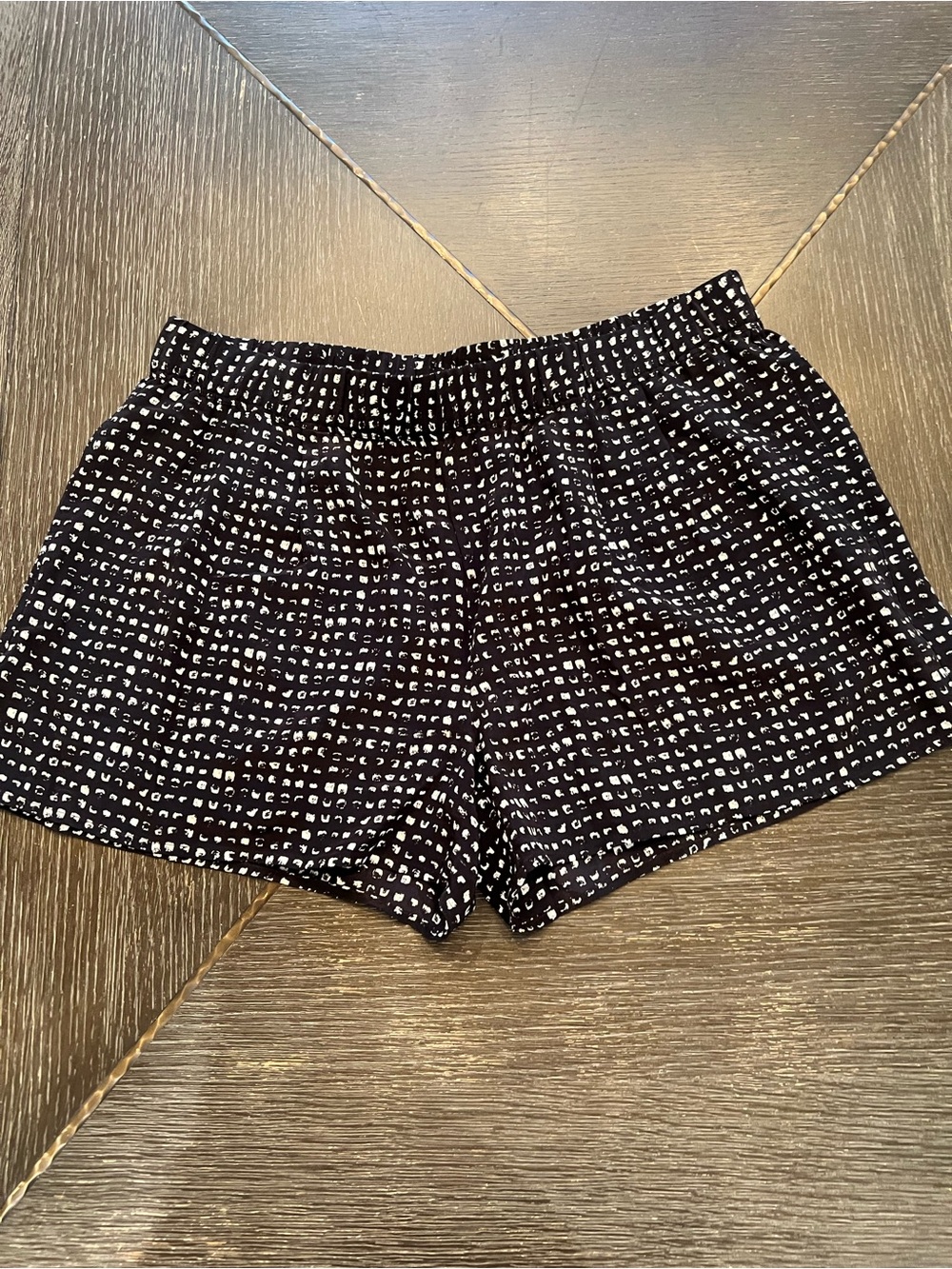Joie silk Navy/black Patterned Elastic-Waist Women's Shorts